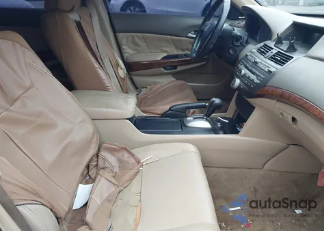 2009 Honda Accord 2.4 Ex-L z USA, uszkodzony, nr VIN 1HGCP26869A024300